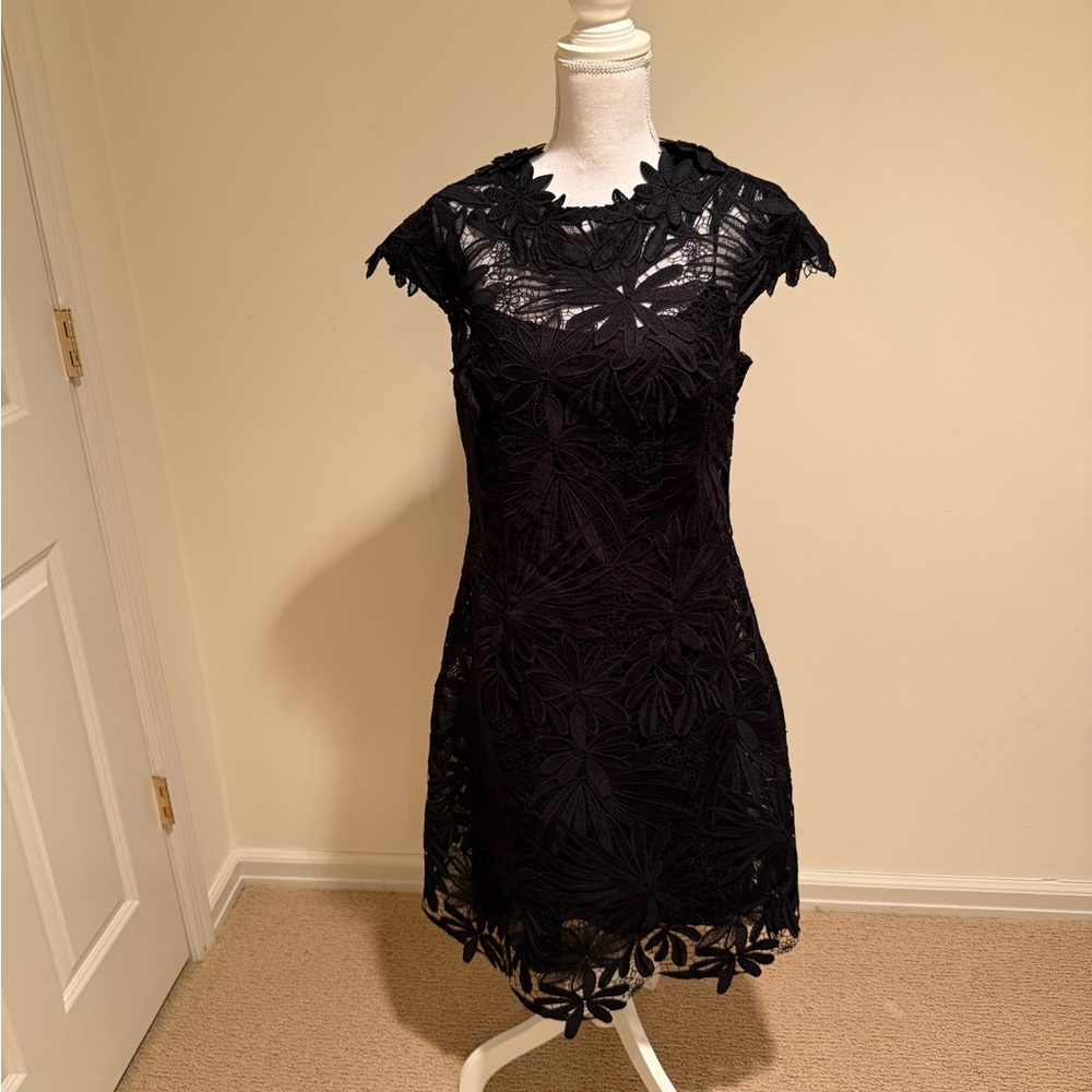 Rickie Freeman for Teri Jon - Elegant Black Lace Dress